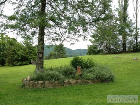 208 Harrison Rd, Boone, NC 28607 photo 8