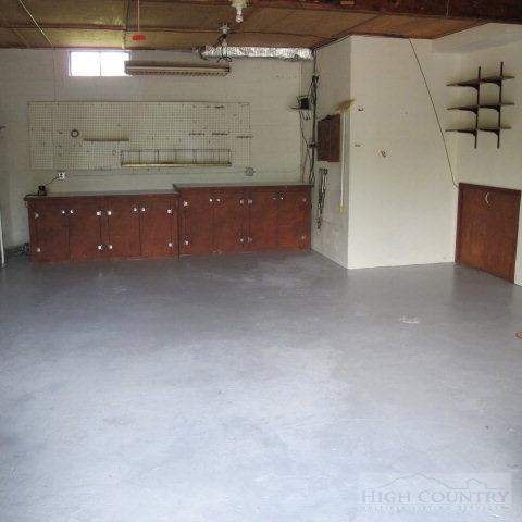 208 Harrison Rd, Boone, NC 28607 photo 6