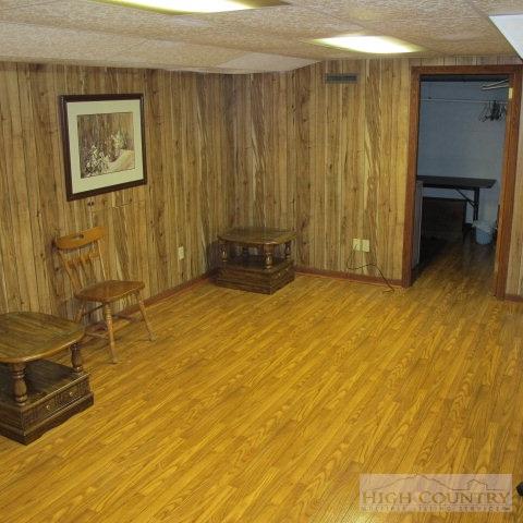 208 Harrison Rd, Boone, NC 28607 photo 7
