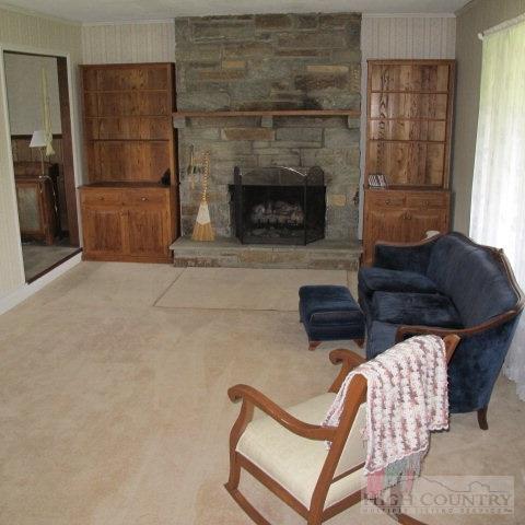 208 Harrison Rd, Boone, NC 28607 photo 4