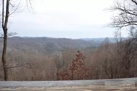 127 Sassafras, Deep Gap, NC 28618 photo 2