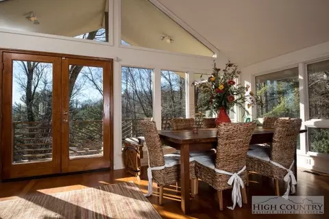 2457 Hickory, Boone, NC 28607 photo 8