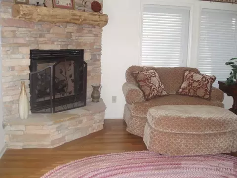 2457 Hickory, Boone, NC 28607 photo 11