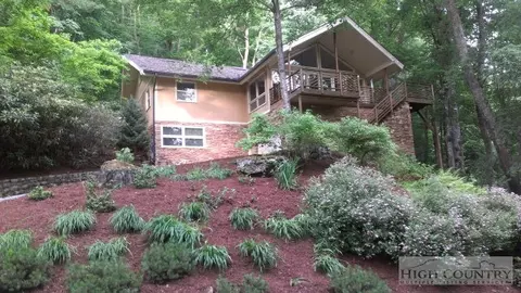 2457 Hickory, Boone, NC 28607 photo 1