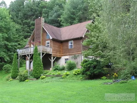 3192 Wildcat Rd, Deep Gap, NC 28618 photo 1