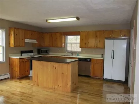 3192 Wildcat Rd, Deep Gap, NC 28618 photo 21