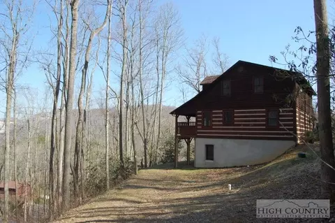 278 Wyatts Way, Vilas, NC 28692 photo 2