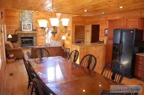 278 Wyatts Way, Vilas, NC 28692 photo 18