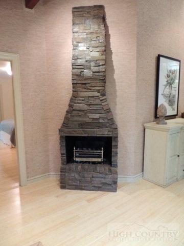 663 Cherry, Boone, NC 28607 photo 3
