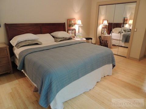 663 Cherry, Boone, NC 28607 photo 11