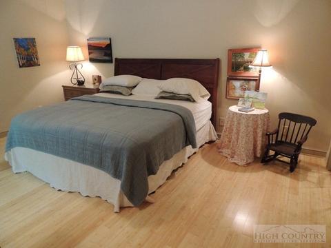 663 Cherry, Boone, NC 28607 photo 9
