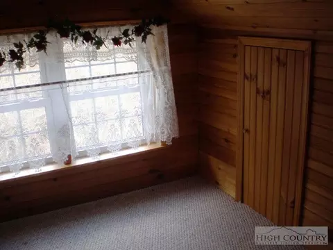 235 Howell Rd, Lansing, NC 28643 photo 20