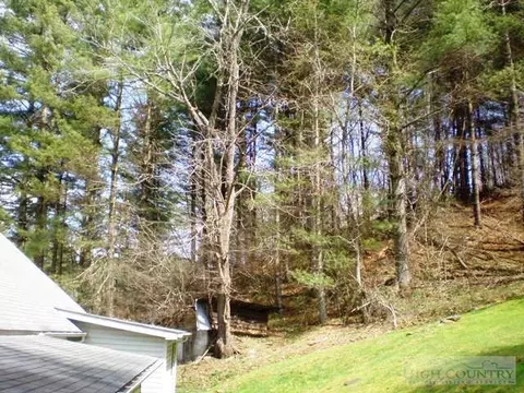235 Howell Rd, Lansing, NC 28643 photo 29