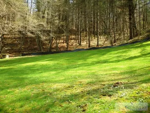235 Howell Rd, Lansing, NC 28643 photo 27
