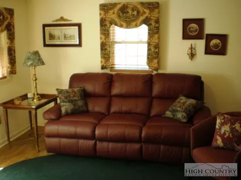 235 Howell Rd, Lansing, NC 28643 photo 6