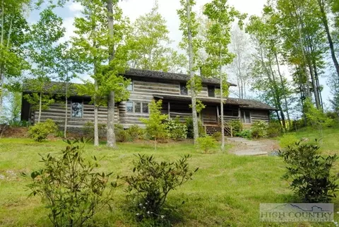 335 Yellowbear Dr, Todd, NC 28684 photo 1