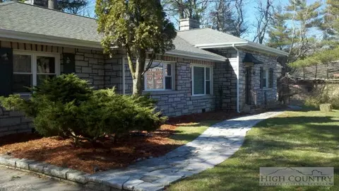 154 Pine St, Boone, NC 28607 photo 15