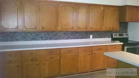 154 Pine St, Boone, NC 28607 photo 6