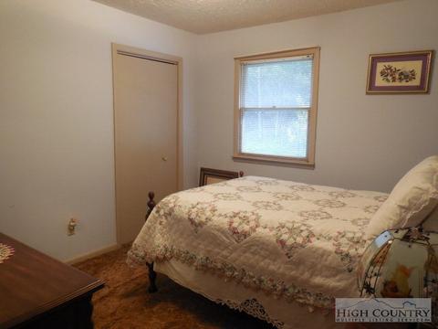 1310 Ben Miller Rd, Deep Gap, NC 28618 photo 10