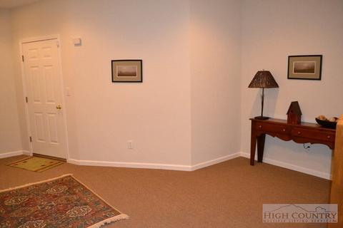 206 Overlook Dr, Deep Gap, NC 28618 photo 18