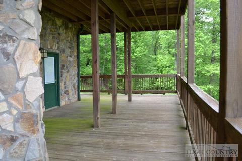 206 Overlook Dr, Deep Gap, NC 28618 photo 22