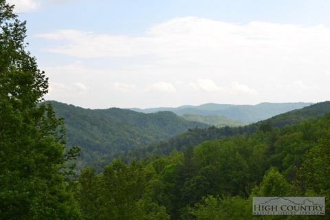 206 Overlook Dr, Deep Gap, NC 28618 photo 13