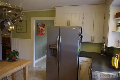 153 Wiley St, Jefferson, NC 28640 photo 13