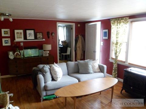 936 Queen St, Boone, NC 28607 photo 6