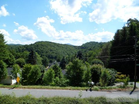 936 Queen St, Boone, NC 28607 photo 13