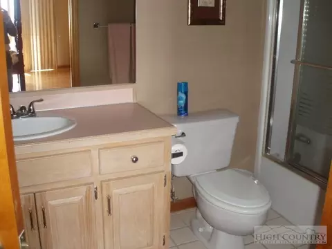 389 Skiview, Seven Devils, NC 28604 photo 5
