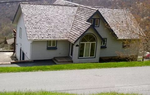 389 Skiview, Seven Devils, NC 28604 photo 1