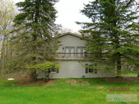 100 Hemlock Spur, Beech Mountain, NC 28604 photo 11