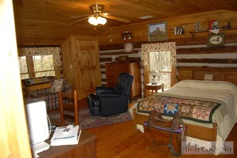 139 Summit Dr, Todd, NC 28684 photo 22