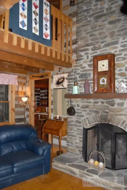 139 Summit Dr, Todd, NC 28684 photo 17