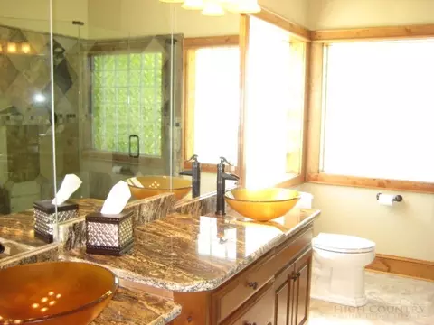 459 Glen View Rd, Boone, NC 28607 photo 7