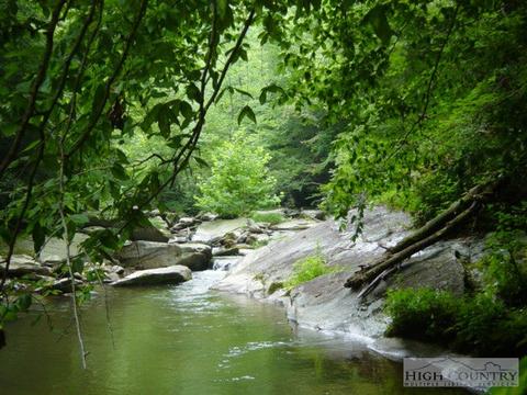 9044 Elk Creek Rd, Deep Gap, NC 28618 photo 6