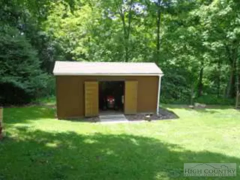 314 Sutherland Rd, Creston, NC 28615 photo 22