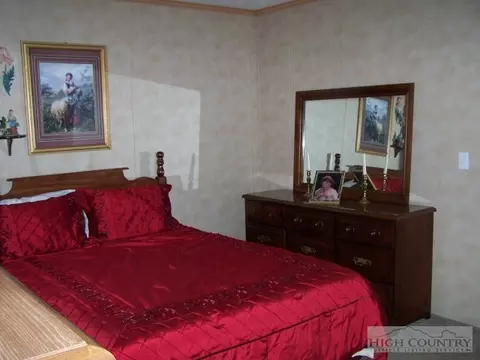 543 Laurel Fork Rd, Vilas, NC 28692 photo 3