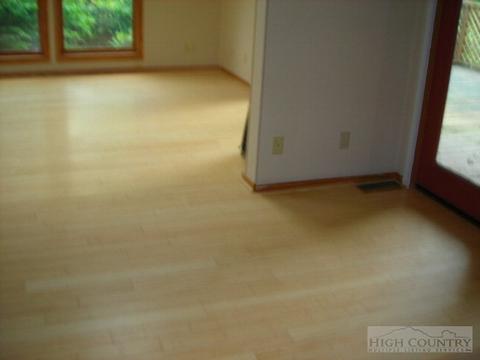 279 Harmony Ln, Boone, NC 28607 photo 5