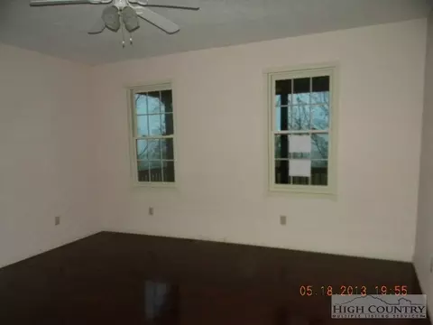 433 Sawmill Rd, Todd, NC 28684 photo 11