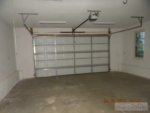 433 Sawmill Rd, Todd, NC 28684 photo 6