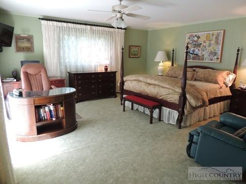 243 Spruce, Boone, NC 28607 photo 6