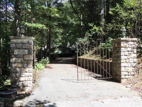 243 Spruce, Boone, NC 28607 photo 32