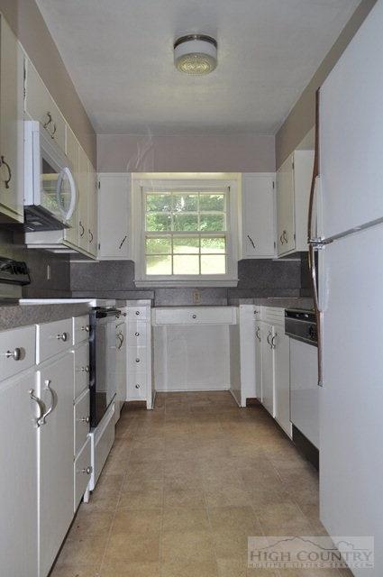 175 Junaluska Rd, Boone, NC 28607 photo 6