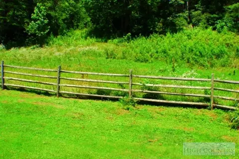 488 Mount Zion Ln, Deep Gap, NC 28618 photo 8