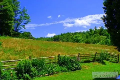 488 Mount Zion Ln, Deep Gap, NC 28618 photo 7