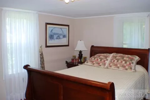 488 Mount Zion Ln, Deep Gap, NC 28618 photo 19