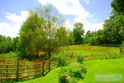 488 Mount Zion Ln, Deep Gap, NC 28618 photo 10