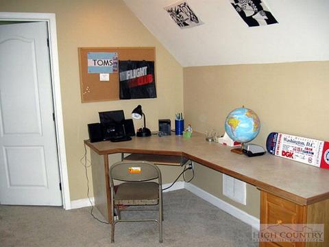 432 High Knolls Ln, Deep Gap, NC 28618 photo 3
