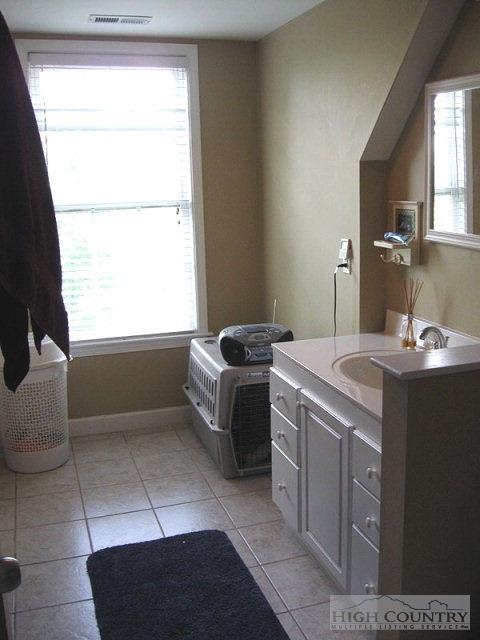 432 High Knolls Ln, Deep Gap, NC 28618 photo 19